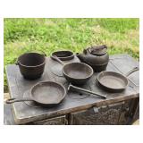 Miniature Cast Iron Cookware / Samples