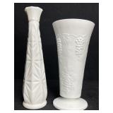 WESTMORELAND GRAPE WHITE MILK GLASS VASE W/ MILK