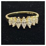 14K Gold Ring w/ CZ Stones 2.59g