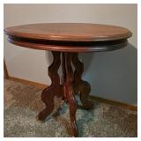 Antique Victorian Walnut Oval Side Table