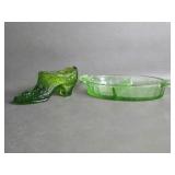 Uranium Jeannette Glass Floral Poinsettia