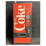 COKE A COLA VENDING MACHINE AM/FM RADIO