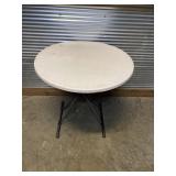 30 IN. ROUND LIFETIME FOLDING TABLE