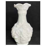 IMPERIAL GLASS WHITE MILK GLASS LOGANBERRY 10 I