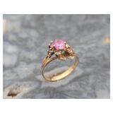 14kt Gold & Pink Sapphire + Ladies Ring 3.7g