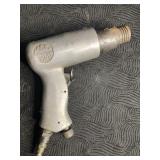 MAC TOOLS AIR CHISEL/HAMMER WORKING