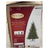 Bristen Pine Tree in Box 4.5ï¿½ Pre-Lit