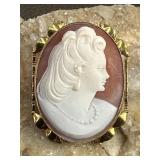 Vintage 10K Shell Carved Cameo Brooch Pendant