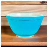 Pyrex Primary Blue 401 Small Mixing Bowl 1 1/2