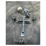 Lizpaiacios S.F. Cross Pendant & Necklace Chains