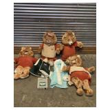 TEDDY RUXPIN DOLLS & ACCESSORIES UNTESTED