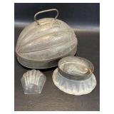 Tin Pudding Molds: Mini Cornucopia & Clam Shell