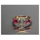 Small 10K Yellow Gold Ring W/ Garnets 1.5 Grams,