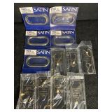 7 NOS FAUX CULTURA PEARLS ON 18 IN. GOLD-TONED