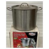 NOS STAINLESS STEEL STOCK POT W/ COVER 32 QT. BY