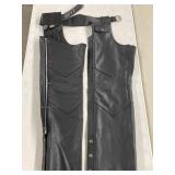 HARLEY DAVIDSON BLACK LEATHER RIDING CHAPS WOMANS