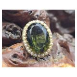 14K Gold Framed Green Glass Brooch 8g