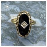 10K Y Gold & Onyx Ring 2.65g