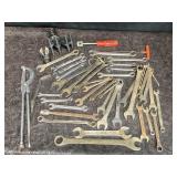 WRENCHES OPEN/BOXED END W/ OTHER TOOLS