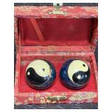VINTAGE CHINESE BAODING BALLS YIN YANG CHIMING