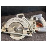 SKILSAW HD77 WORM DRIVE CIRCULAR SAW 7 1/4 IN.