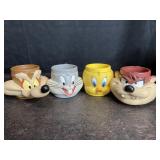 VINTAGE WARNER BROS. LOONEY TUNES CHARACTER