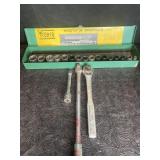 SOCKET SET IN METAL BOX 1/2 IN. DRIVE ALL
