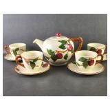 Vtg Franciscan Apple Earthenware Teapot Cups