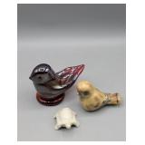 LEO WARD TERRA STUDIOS RED GLASS BIRD, CERAMIC