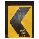 METAL DIRECTIONAL ARROW TRAFFIC SIGN