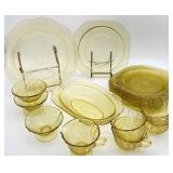 17 pcs Yellow Depression Glass, Federal Madrid