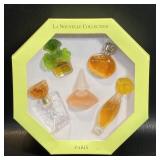 5 Mini Perfumes Paris Versace Blonde , Nilang