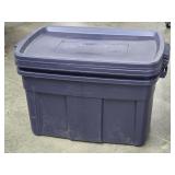2 Large Rubbermaid Totes