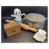 Kitchen Panda Teapot, F&F Pig Spoon Rest, Wood