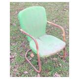 VINTAGE GREEN METAL LAWN CHAIR