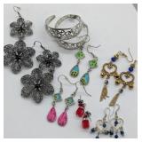 NEW BOHO PEIRCED EARRINGS