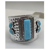 BOHEMIAN FASHION CUFF SILVER TONE TURQUOISE COLOR