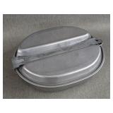WWII US 1944 Mess Kit M. A. Co.