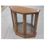 Small Pulaski Furniture Floor Curio Cabinet