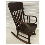 ANTIQUE CHILDï¿½S ROCKER