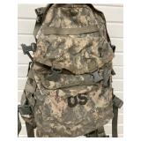 U.S. MILITARY MOLLE BACKPACK