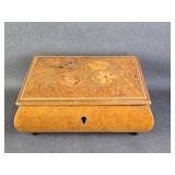 Reuge Floral Music Box With Inlay
