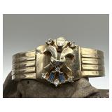 Retro Fleur de Lis Style Cuff Bracelet