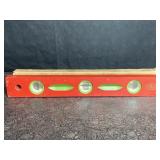 WOOD LEVEL RED & GREEN DUNLAP TOOLS 18 IN.