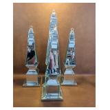 4 Mirrored Obelisk