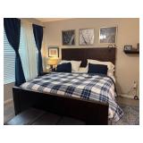 Nice Modern King Size Bed w/ Mirror