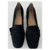 New Bettye Muller Black Suede Flats Grand Womens