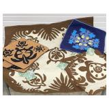 New Hawaiian Quilting Wall Hanging & 3 Pr Pillow