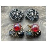 Vintage Vogue & Dalsheim Clip On Earrings