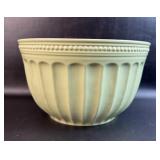 Large 11ï¿½ï¿½ Celery Green Ceramic Mixing Bowl w/